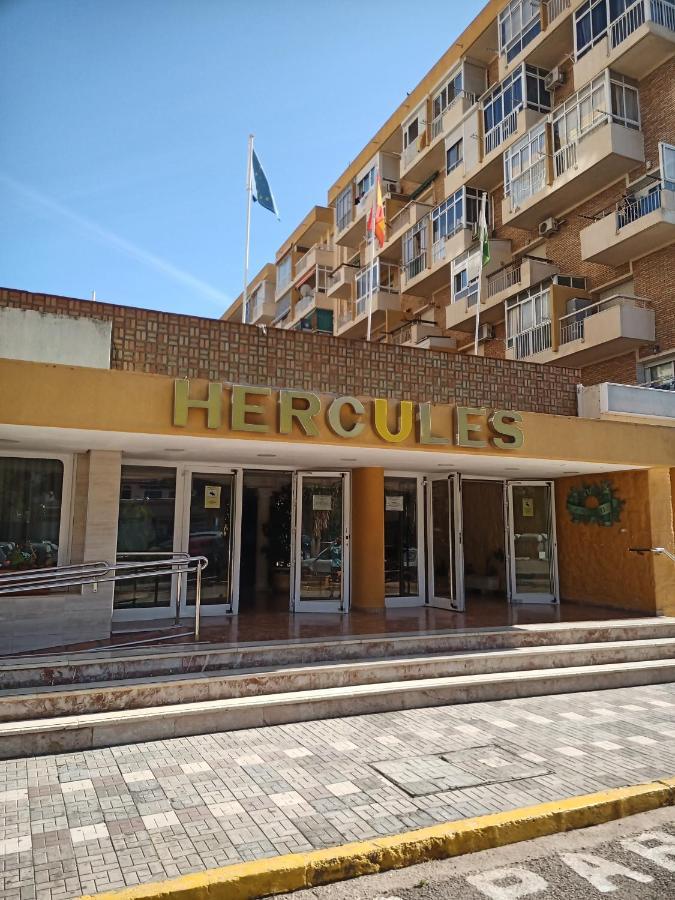 Sweet Home Benalmadena: Seaside Studio with Pools and Wi-Fi Exterior photo