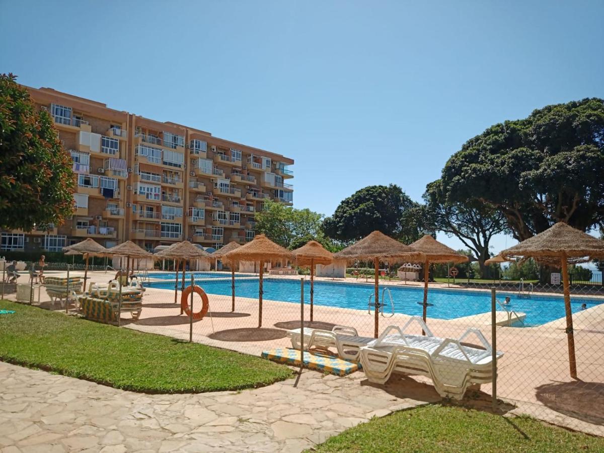 Sweet Home Benalmadena: Seaside Studio with Pools and Wi-Fi Exterior photo